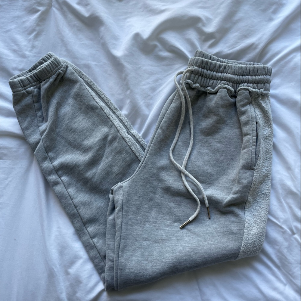 Joggers - Picture 2 of 5